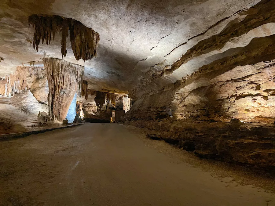 Inside of dark cave with formations at Fantastic Caverns in Springfield, Missouri